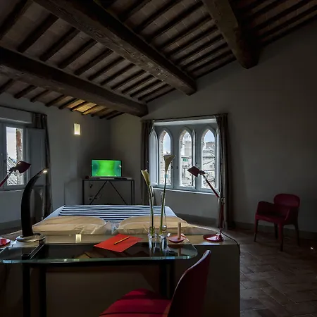 Palazzetto Rosso - Art 3*