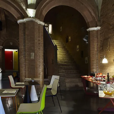 Palazzetto Rosso - Art