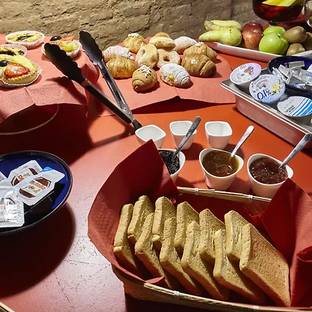 Palazzetto Rosso - Art 3*