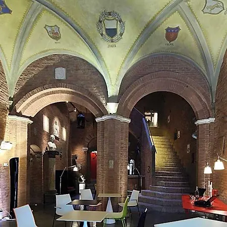 Palazzetto Rosso - Art Hotel Siena
