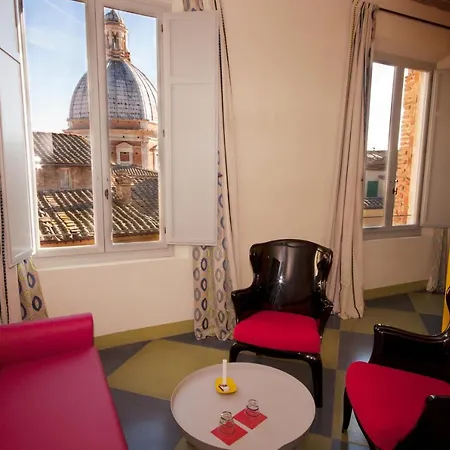 Hotel Palazzetto Rosso - Art Siena