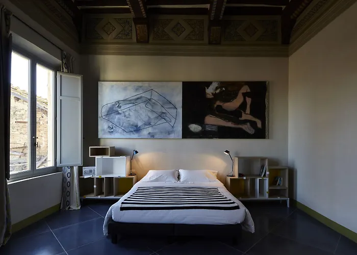 Palazzetto Rosso - Art