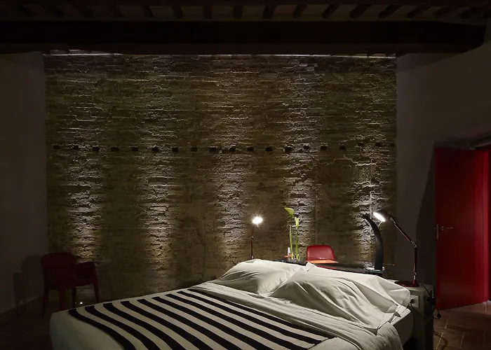 Palazzetto Rosso - Art 3*