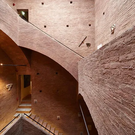 Palazzetto Rosso - Art Sienne