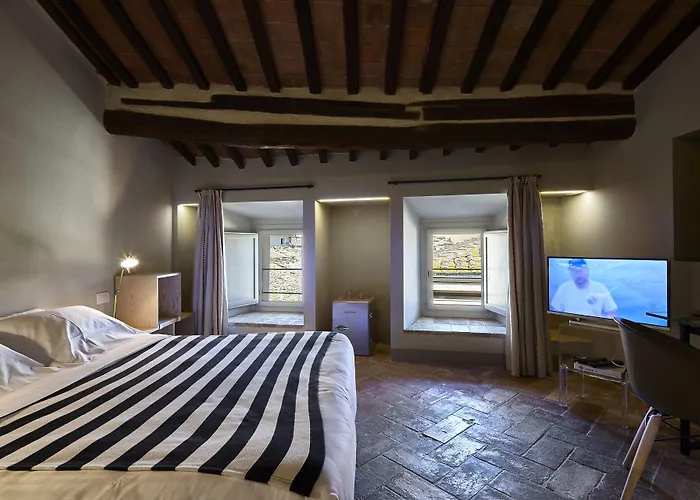 Palazzetto Rosso - Art 3* Siena